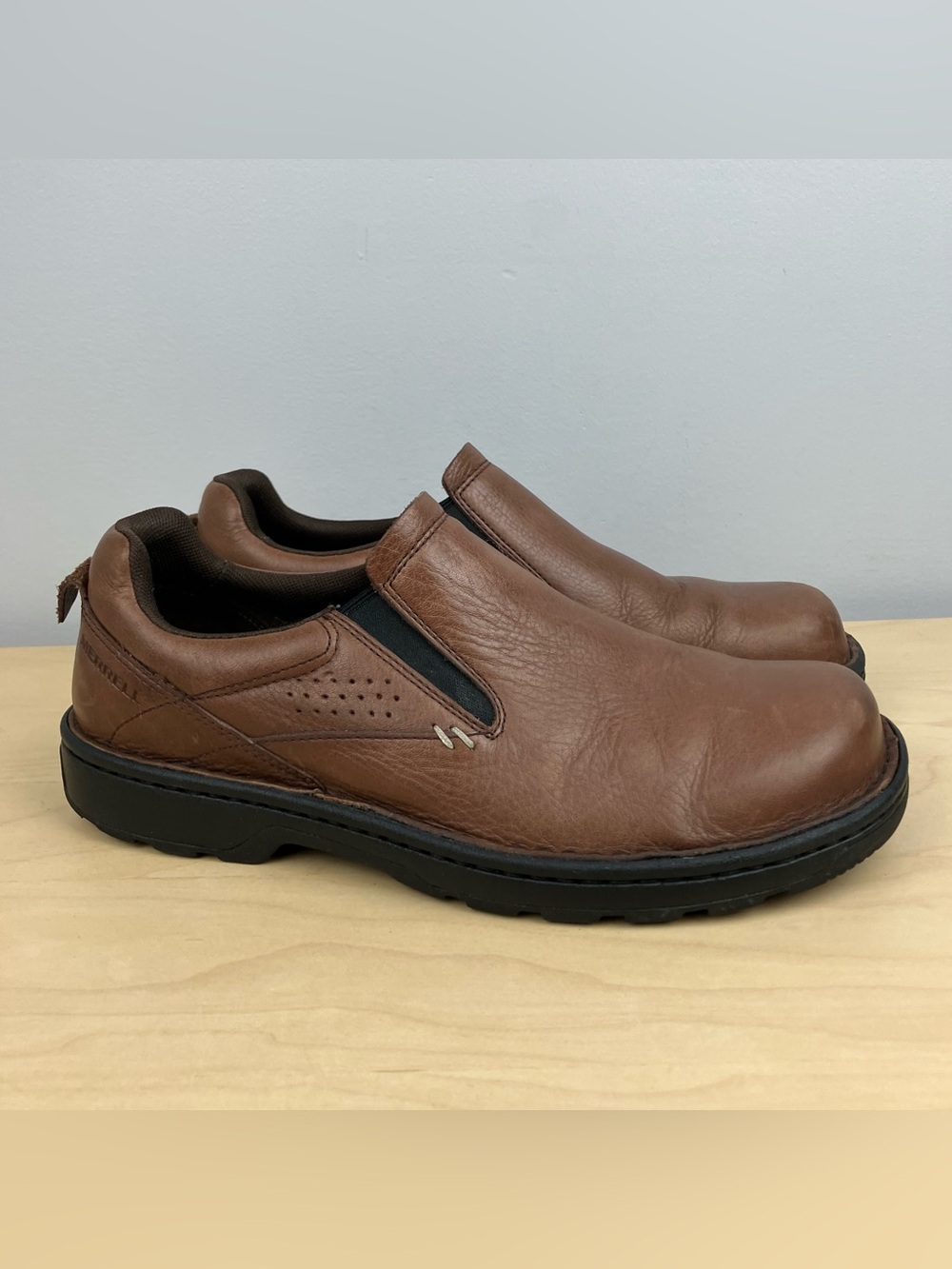 Merrell Men’s Size 8.0 World Legend 2 Brown Leather Casual Slip On Loafers
